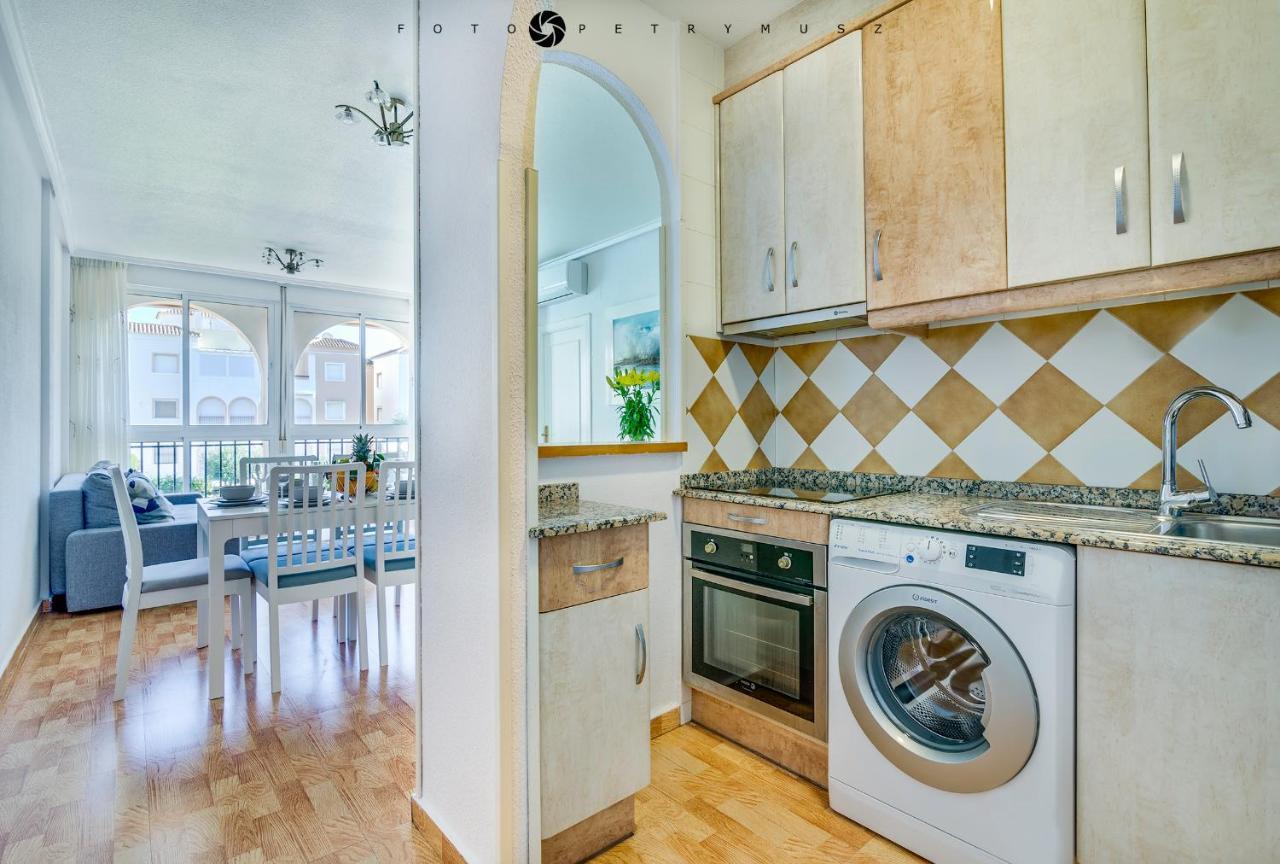 108 Apartament Fabulus Torrevieja Eksteriør billede