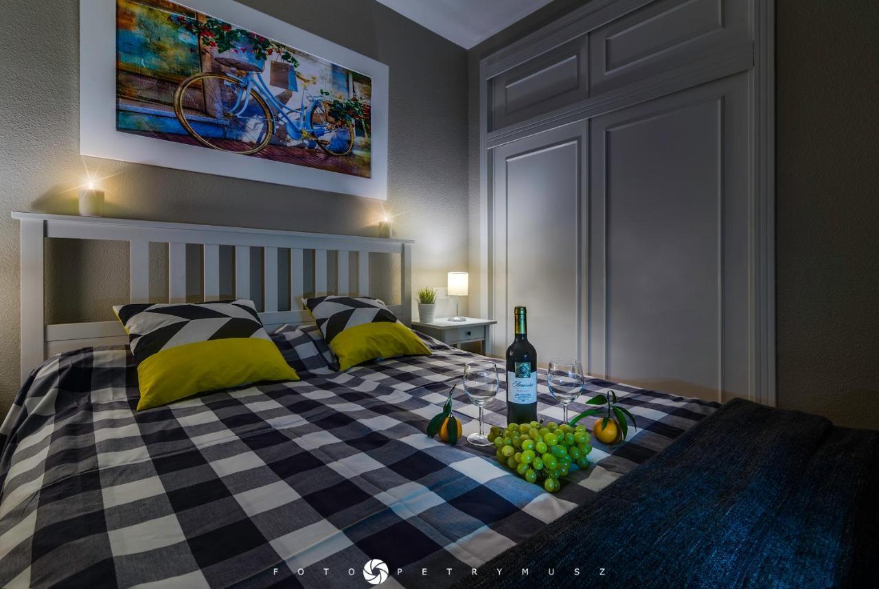 108 Apartament Fabulus Torrevieja Eksteriør billede